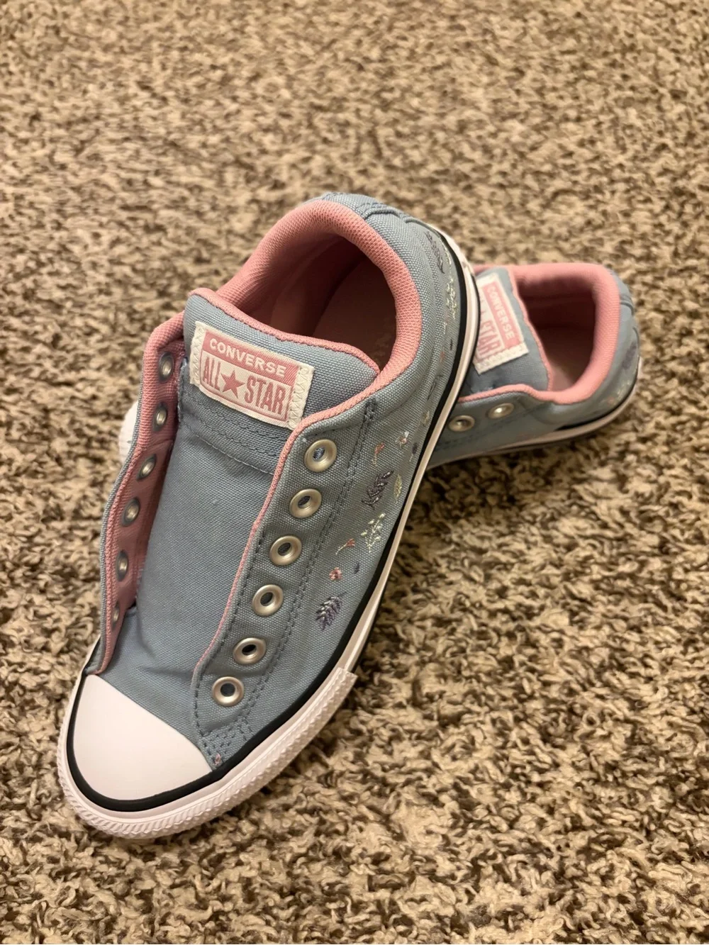 Converse Kids Slip-On Sneakers in Light Blue with Pink Trim